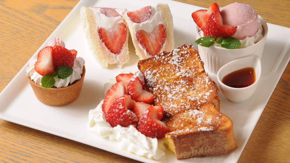 フレンチトーストがうまい店の古都華いちごフェア【プラススクエア｜田原本町】