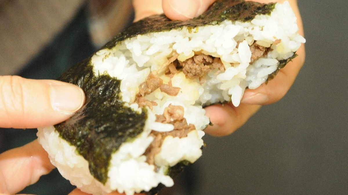 1月17日は「おむすびの日」　橿原市では昨年に老舗米屋がおむすび屋をオープン【奈良的今日は何の日？】