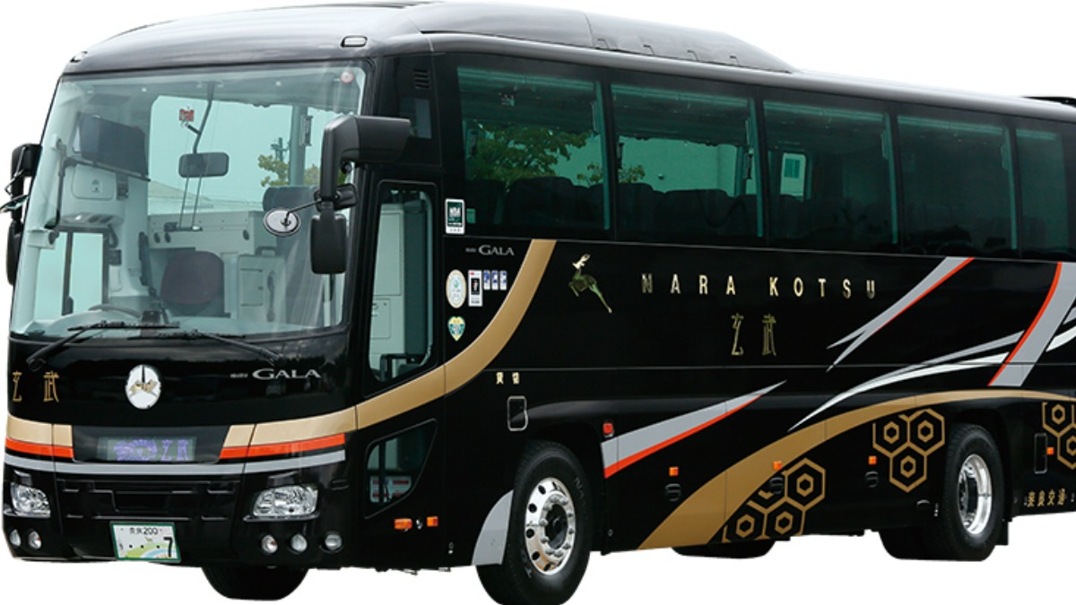 【奈良・飛鳥】特別仕様車「玄武」で行く！国宝壁画バスツアー