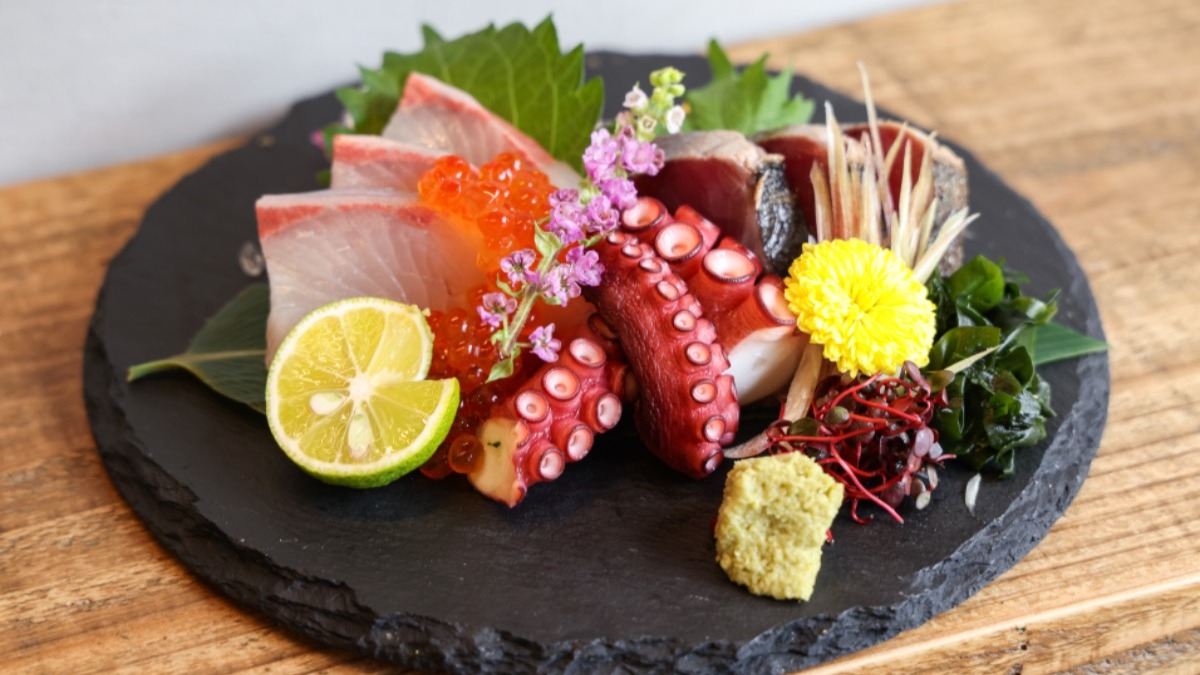 【新店】近鉄奈良駅近くに「おしゃれスタンド居酒屋」がオープン | スタンド96