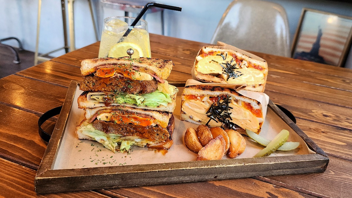 4月限定の「たまごサンド」が人気過ぎて期間延長！　ラーメン大好き中田メシ【LITTLE+CAFE（リトルプラスカフェ）｜天理市】