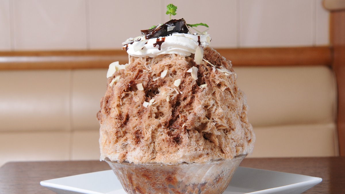 天理駅近くの老舗カフェで大人かき氷【カフェテラスオズ｜天理市】