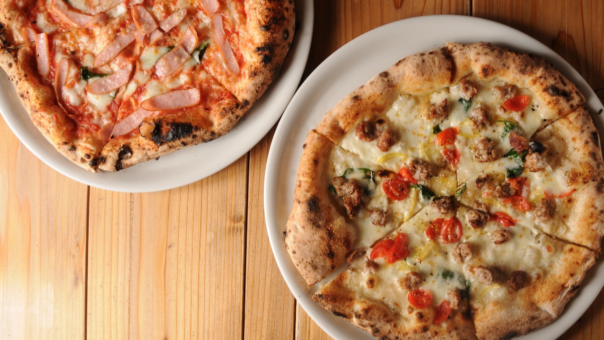 子どももうれしい！薪で焼く石窯ピザ【ピッツェリア ランバーミル｜五條市】