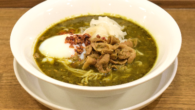 【若草カレー本舗／カレーラーメン／奈良市】奈良市人気カレー専門店のラーメン