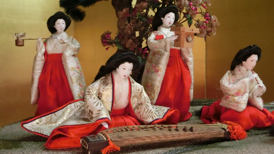 依水園ゆかりの平飾りのおひなさま公開【奈良市】