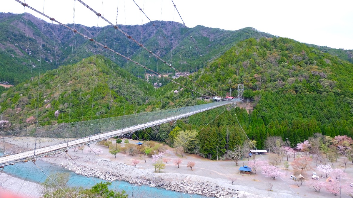 ドライブに最適！「奈良のWEBサイト」がおすすめする迫力満点の「吊橋」2選