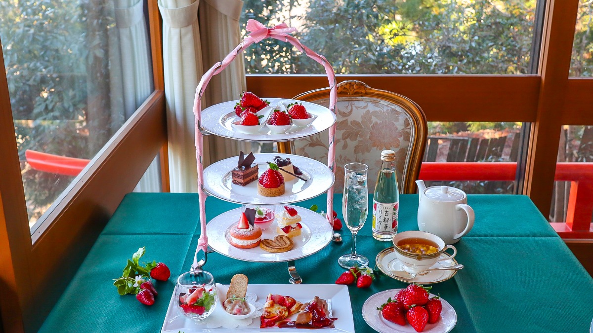 いちご食べ放題付き！ブラッシュアップしたいちごのアフタヌーンティー【奈良ホテル｜奈良市】