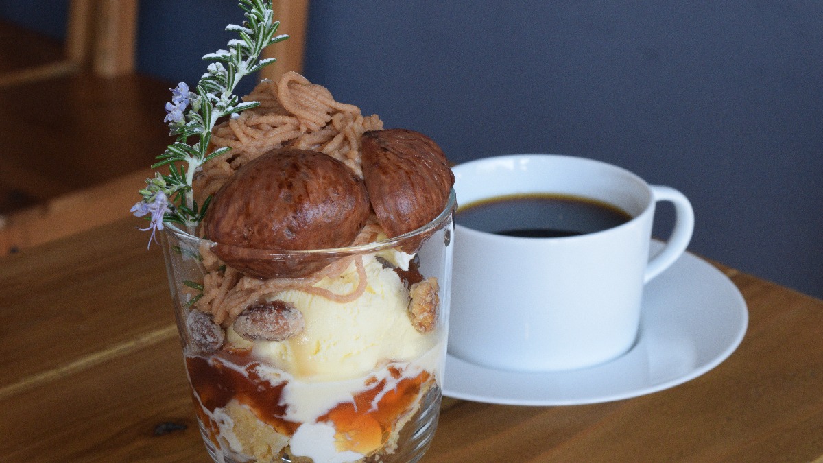 季節限定！オリジナル焼き菓子も詰まったモンブランパフェで幸せ時間【焼き菓子Le trefle（ルトレッフル）｜奈良市】