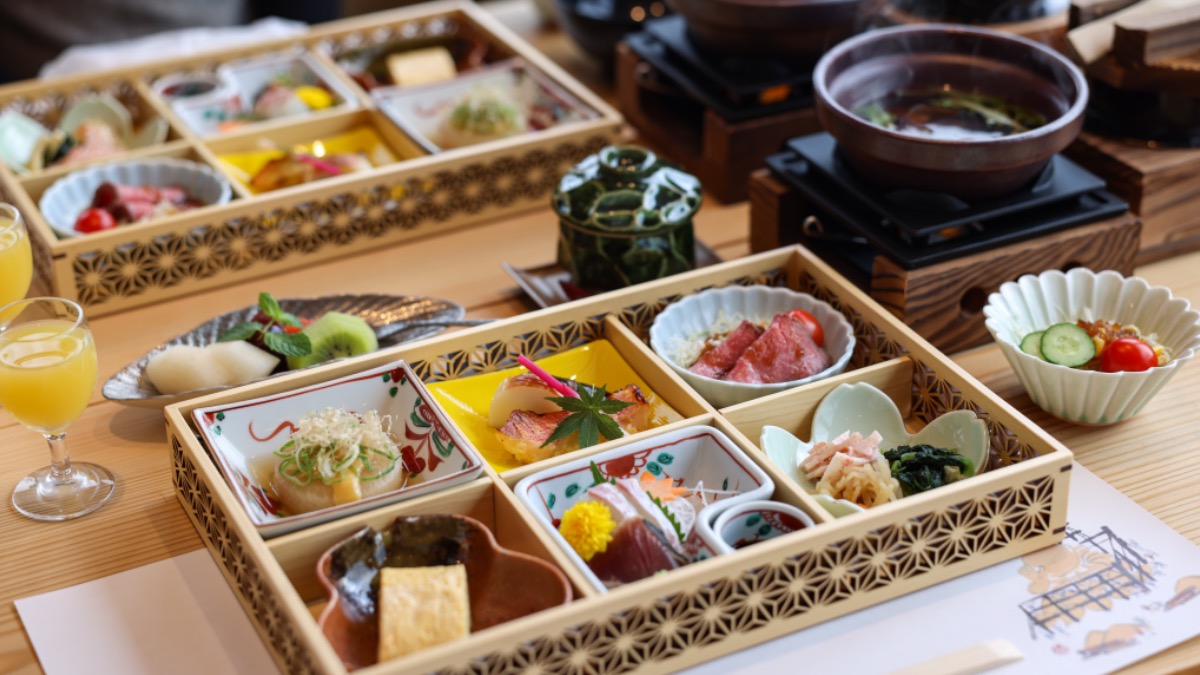 「奈良県産」にこだわった夕朝食と「絶景露天風呂付客室」を堪能【ホテルニューわかさ｜奈良市】