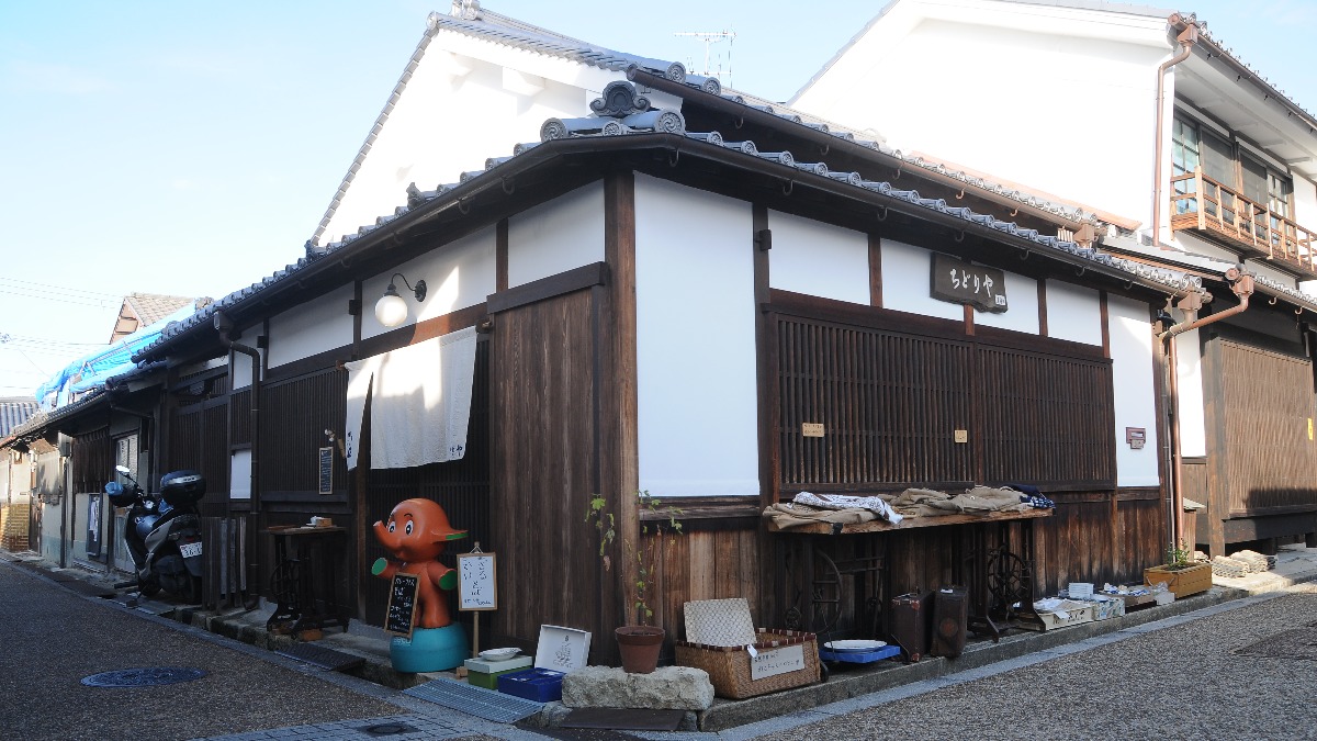 今井町歩きに疲れたら寄りたい、古道具と軽食【ちどりや｜橿原市】