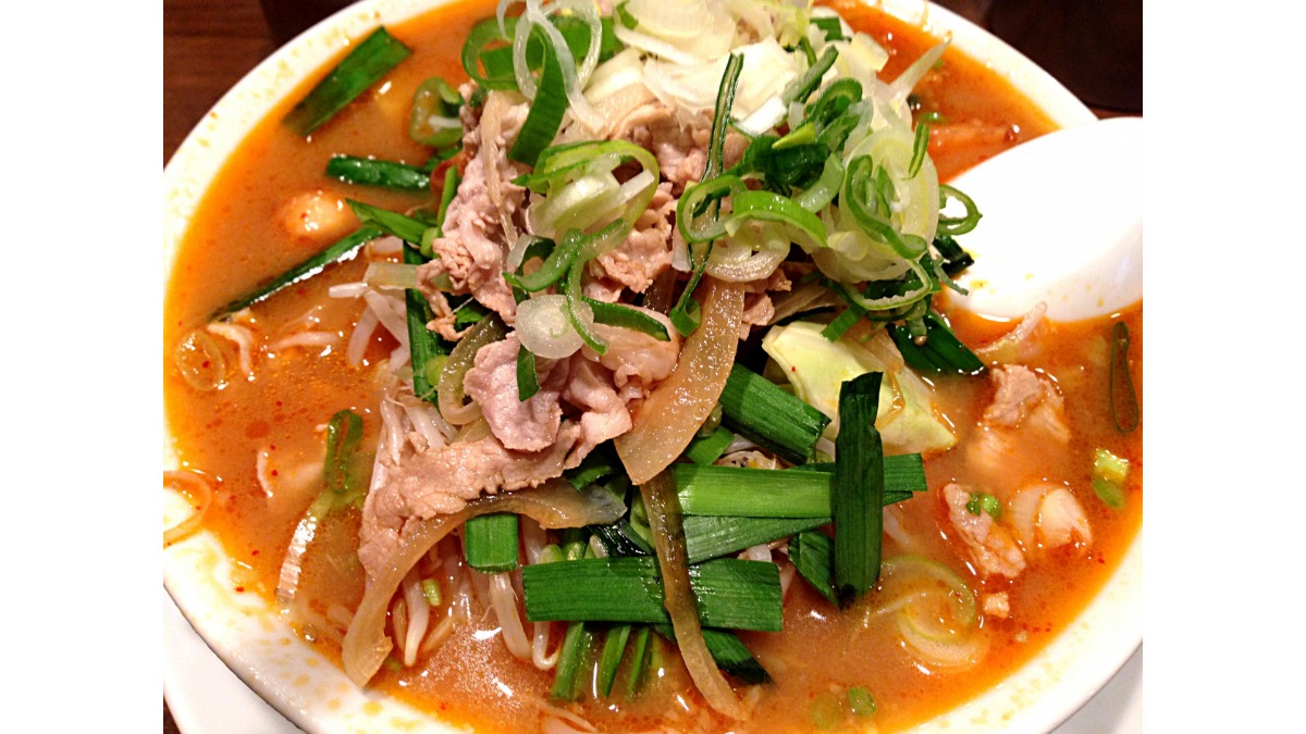 奈良ラーメン戦争勃発！「天スタ vs 彩華」X民が選ぶのは？