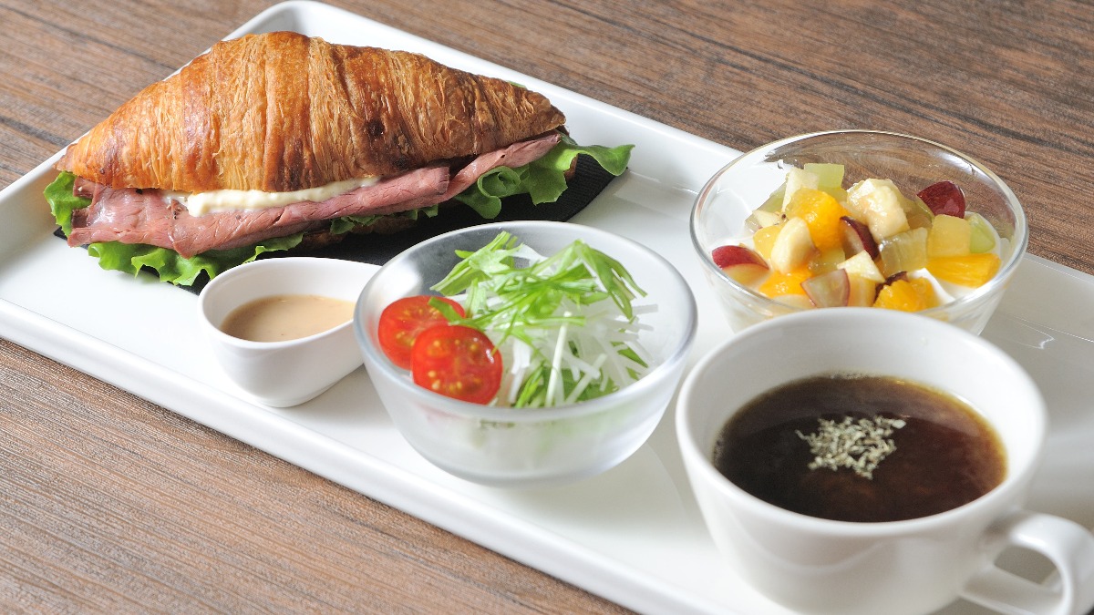 【新店】週末限定クロワッサンサンドのお店｜Cafe Soi