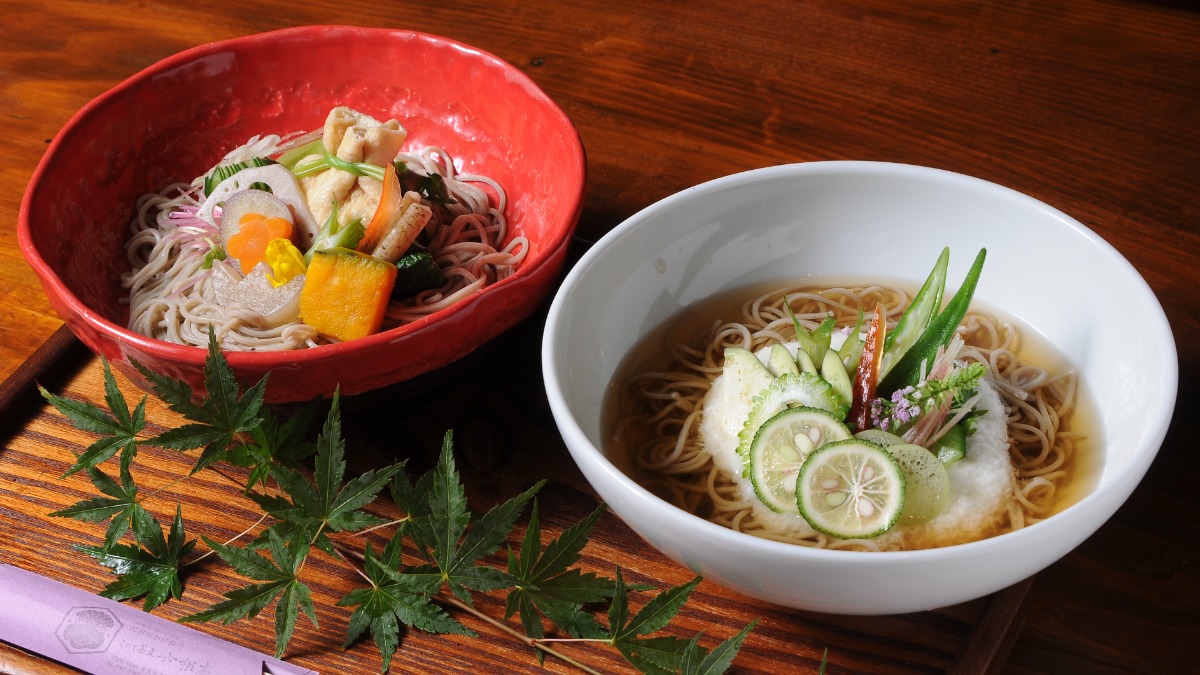 生駒山『宝山寺』の参道にあるそば屋【六根亭｜生駒市】