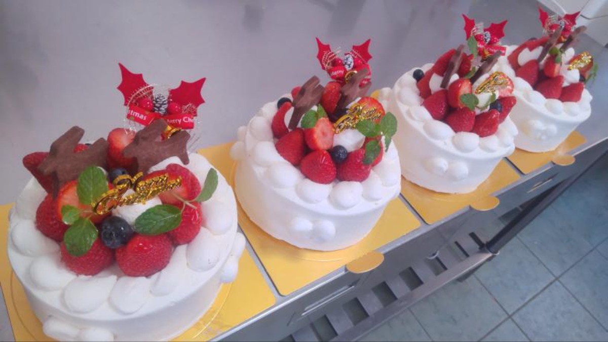 信貴山のふもとの小さなケーキ工房のやさしい手作りクリスマスケーキ【ケーキ工房菜の花｜三郷町】