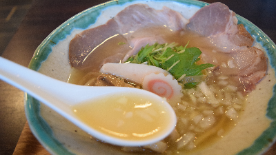 【ラーメン鈴庵／河合町】うどんの名店『鈴庵』が挑む旨味たっぷりラーメン