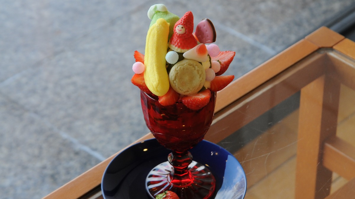 あすかルビーの里のキュートないちごパフェ【カリオン｜明日香村】