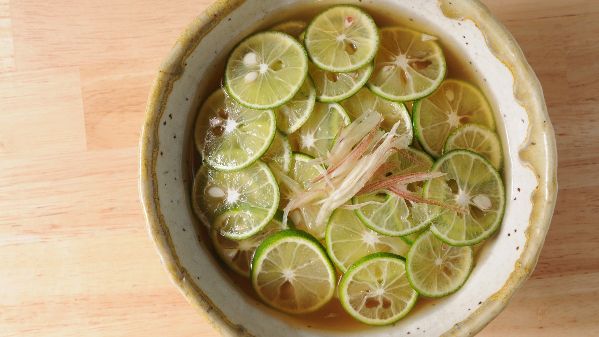 暑い夏に食べたい！すっきりすだちうどん【鈴庵｜広陵町】