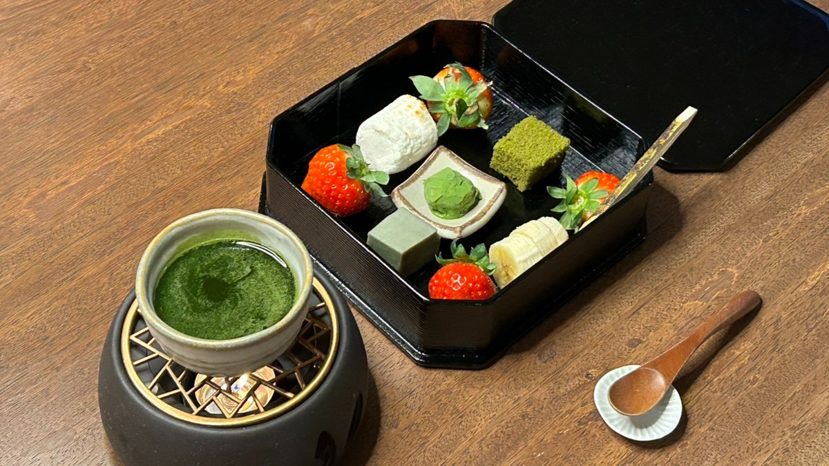 古都奈良で味わう！「ブレンド茶」とともに味わう「あすかルビー」と「抹茶フォンデュ」の絶品スイーツ