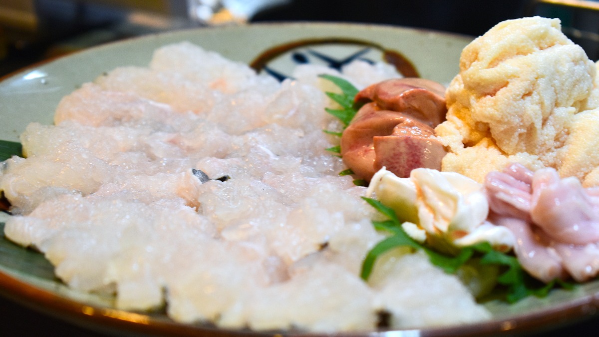 季節の魚とセレクト地酒、そして〆はもつ鍋でスタミナチャージ！【もつ鍋居酒屋 酔処 半分｜奈良市】