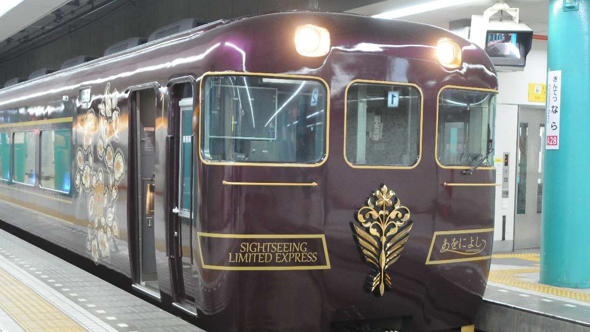 【動画あり】いよいよ29日に運行開始！車内はもちろん「近鉄奈良線の車窓」や「塗装現場」の動画をご紹介！【あをによし】