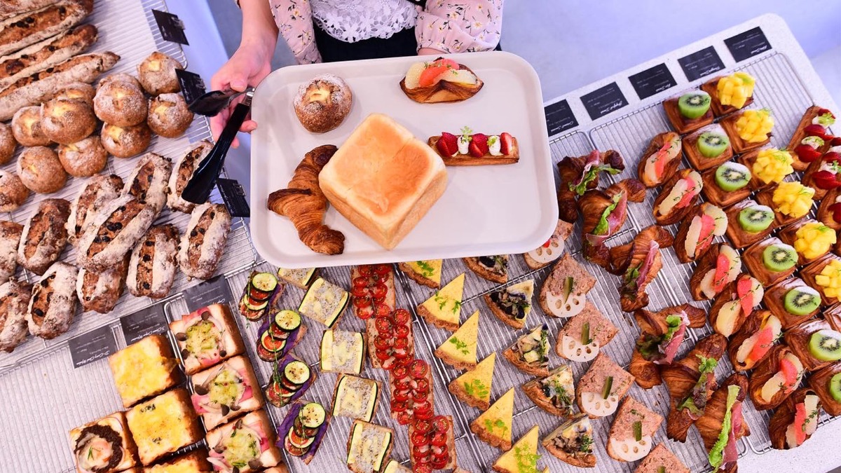 【新店】まるでランチを食べているよう！シェフやパティシエが生み出す芸術パン｜a bread of fresh air