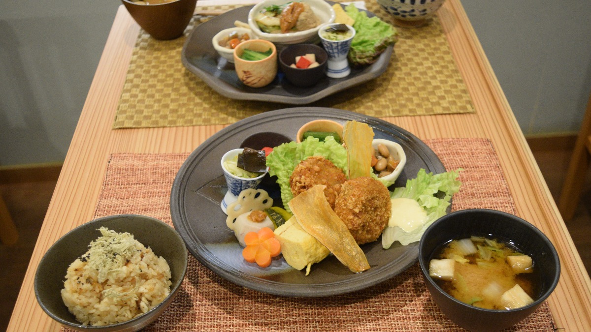 【新店】ならまちで本格日本料理が食べられるお店が誕生。体にしみる贅沢ランチ｜和食カフェ&バー Comfy（コンフィー）