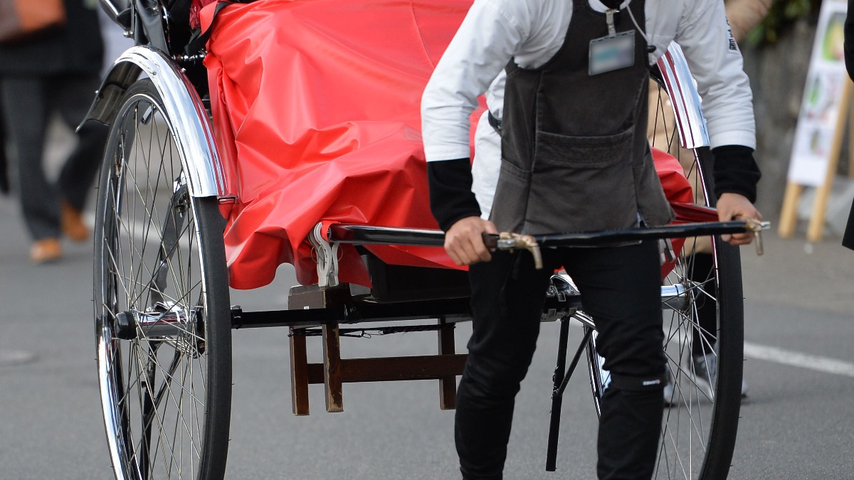 奈良の街を散策するのにいかが？3月24日は「人力車」の日！【奈良県的今日は何の日】