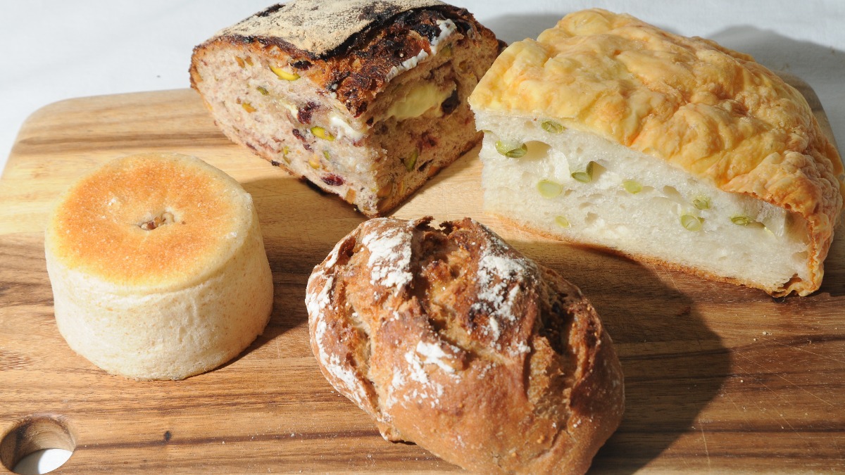 金曜日だけオープンする天然酵母のパン屋さん【hiiva｜田原本町】