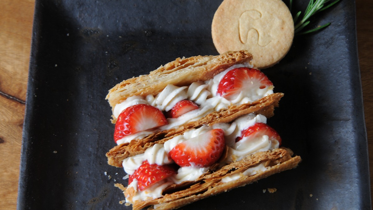 【奈良県／カフェ／スイーツ】南生駒の“優しい”カフェ！こどもを想う心から生まれたスイーツ【hito cafe（ヒトカフェ）／生駒市】