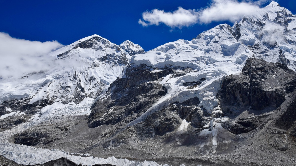 日本人が初めてエベレスト登頂に成功した日！奈良県で一番標高の高い山は？【奈良県的今日は何の日】