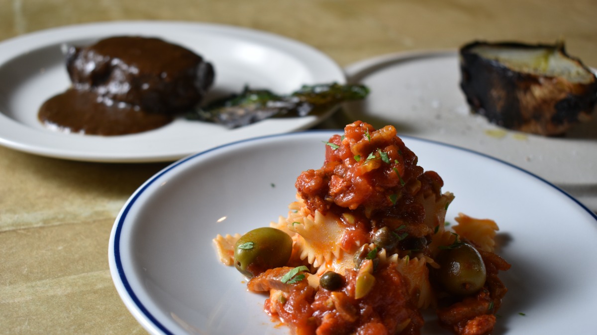 石窯で食材の味を引き出す近鉄奈良駅スグの隠れ家イタリアン、イタリア料理薪火料理と自然派Wine 『ocu(オク）』