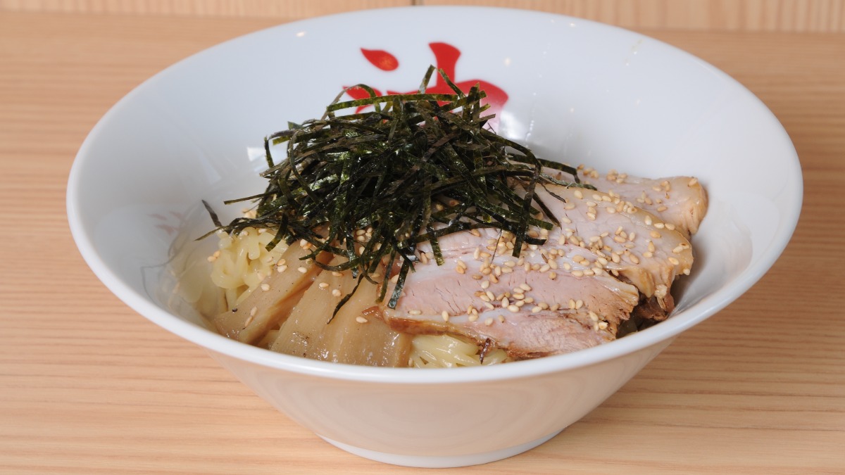 【新店】奈良市のラーメン激戦区に油そば専門店2号店が登場｜油そば松風 富雄店