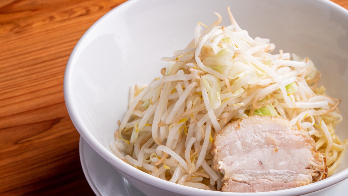 【ありがとう1周年】ヘルシー＆がっつり！進化する若手ラーメン店【濃厚太麺 ありが豚｜橿原市】