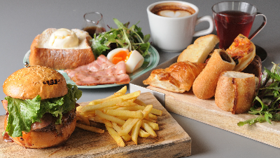 【新店】話題のベーカリーでレストランがオープン！|ESORA BAKERY