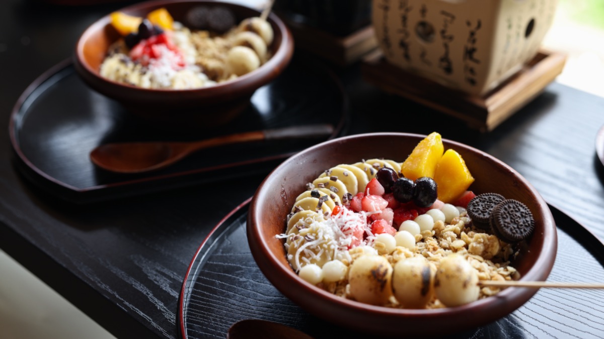 【奈良】古民家で「団子＆アサイーボウル」　自分で焼く体験も楽しめる『静カフェ』