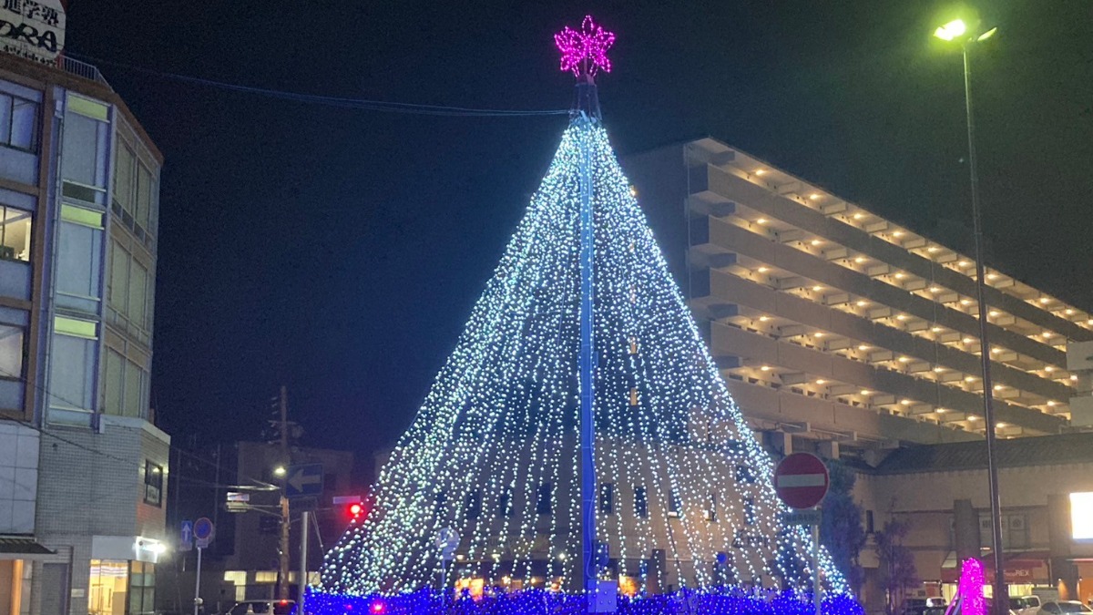 夜も早朝も桜井駅前をやさしく照らす「桜井イルミネーション」【桜井市】