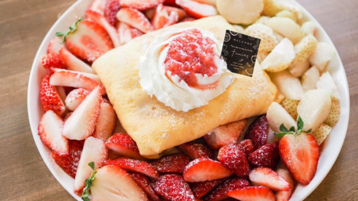 【数量限定】猿沢池近くのかわいいカフェでいちごづくしの贅沢時間【ナナイロフルウツ｜奈良市】