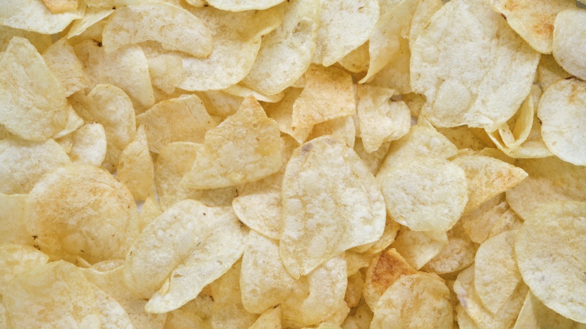 8月23日は「コイケヤポテトチップスの日」。でもカルビーの話でごめんなさい【奈良県的今日は何の日】