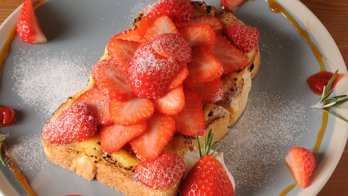 いちご×ブリュレトースト！橿原神宮前のカフェ【narairo｜橿原市】