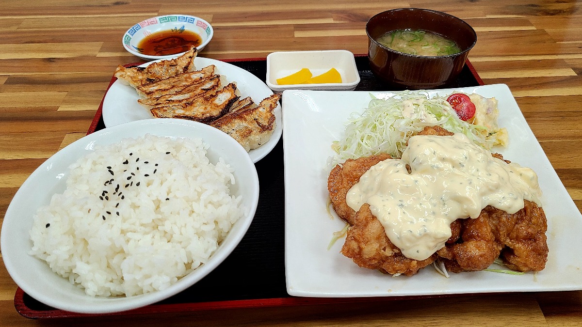 ボリュームがハンパない！店員さんイチオシの「チキン南蛮定食」　ラーメン大好き中田メシ【光洋亭｜橿原市】