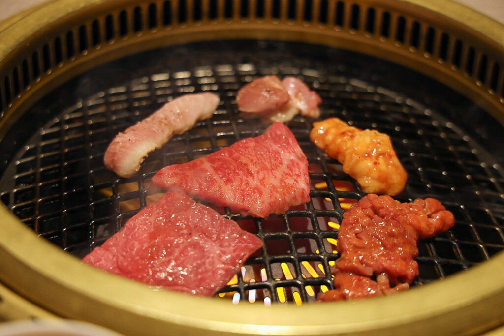 居間焼肉 百欒