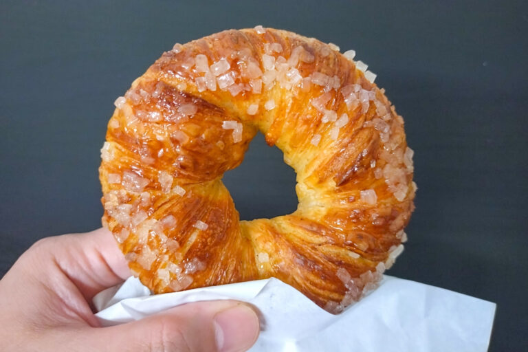 テレビで紹介！ますます人気の新食感“ベークロ”、もう食べた？