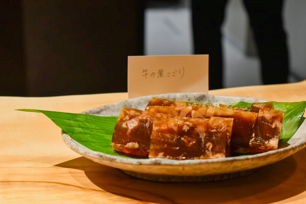 肉 馳走 宿　瀧口
