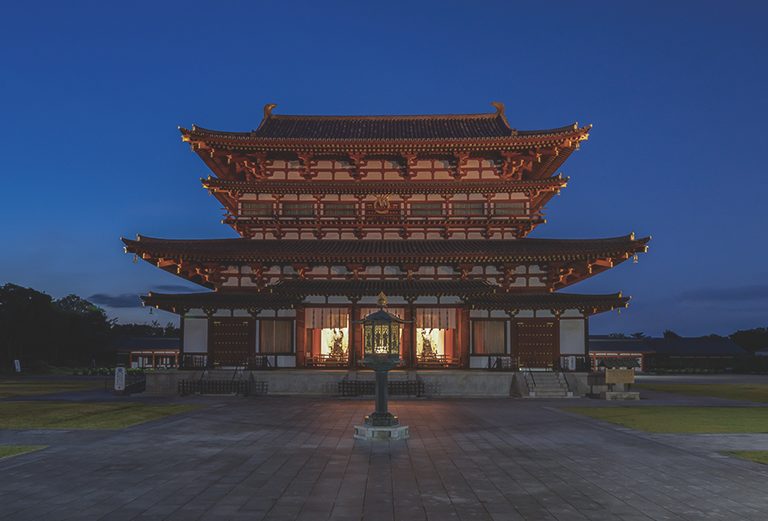 奈良の秋を彩る！世界遺産5社寺の「夜間特別参拝」で歴史と文化に触れる【秋夜の奈良旅2026】